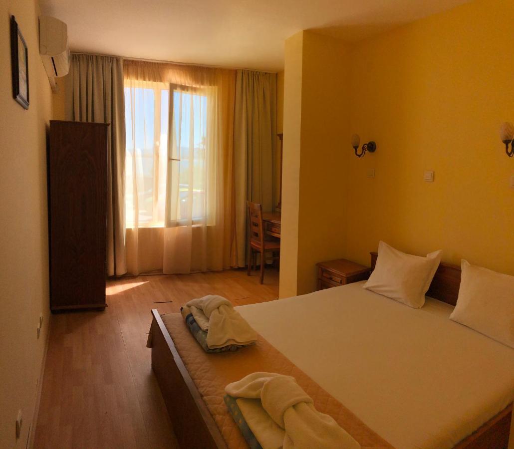 Family Hotel Littoral Sozopol Zewnętrze zdjęcie